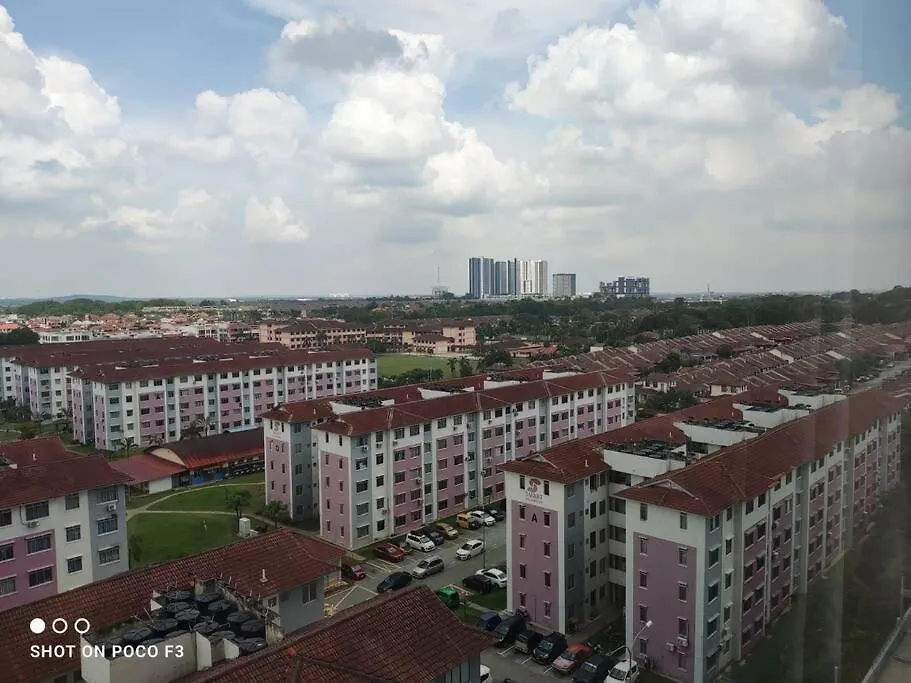 Bs0317- Klia- Self Check-In - Wi-Fi- Netflix-Parking- Bell Suites - Sepang, 5069 Sepang