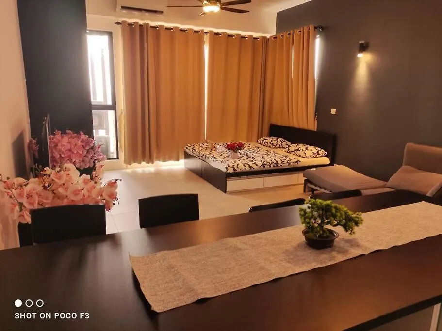 Apartment Bs0317- Klia- Self Check-In - Wi-Fi- Netflix-Parking- Bell Suites - Sepang, 5069