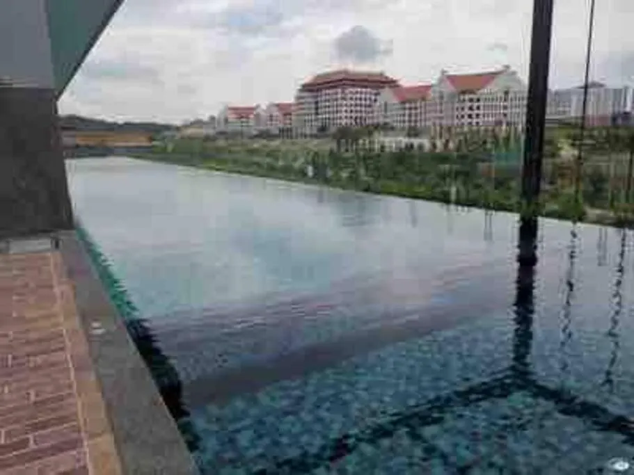 Bs0317- Klia- Self Check-In - Wi-Fi- Netflix-Parking- Bell Suites - Sepang, 5069 Malaysia